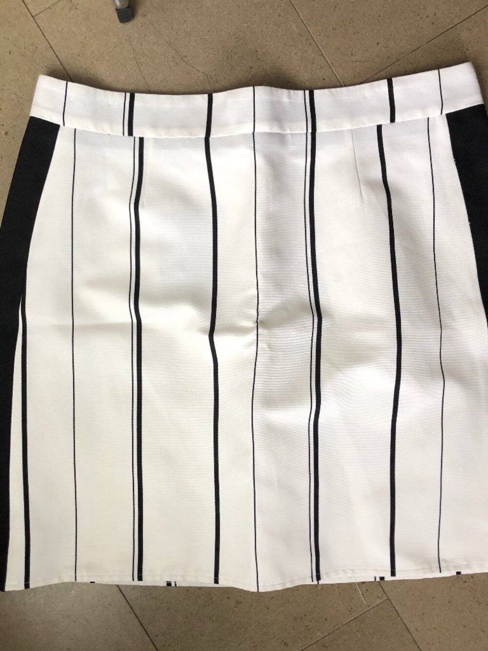Judith & Charles designer mini skirt - New w/tag Sz. 12 cotton/silk